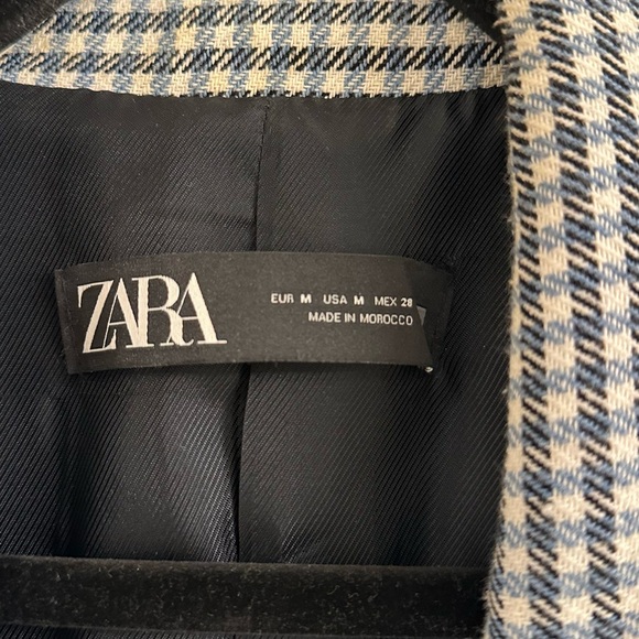 Zara Women's Classic Checkered Blazer - Picture 2 of 7